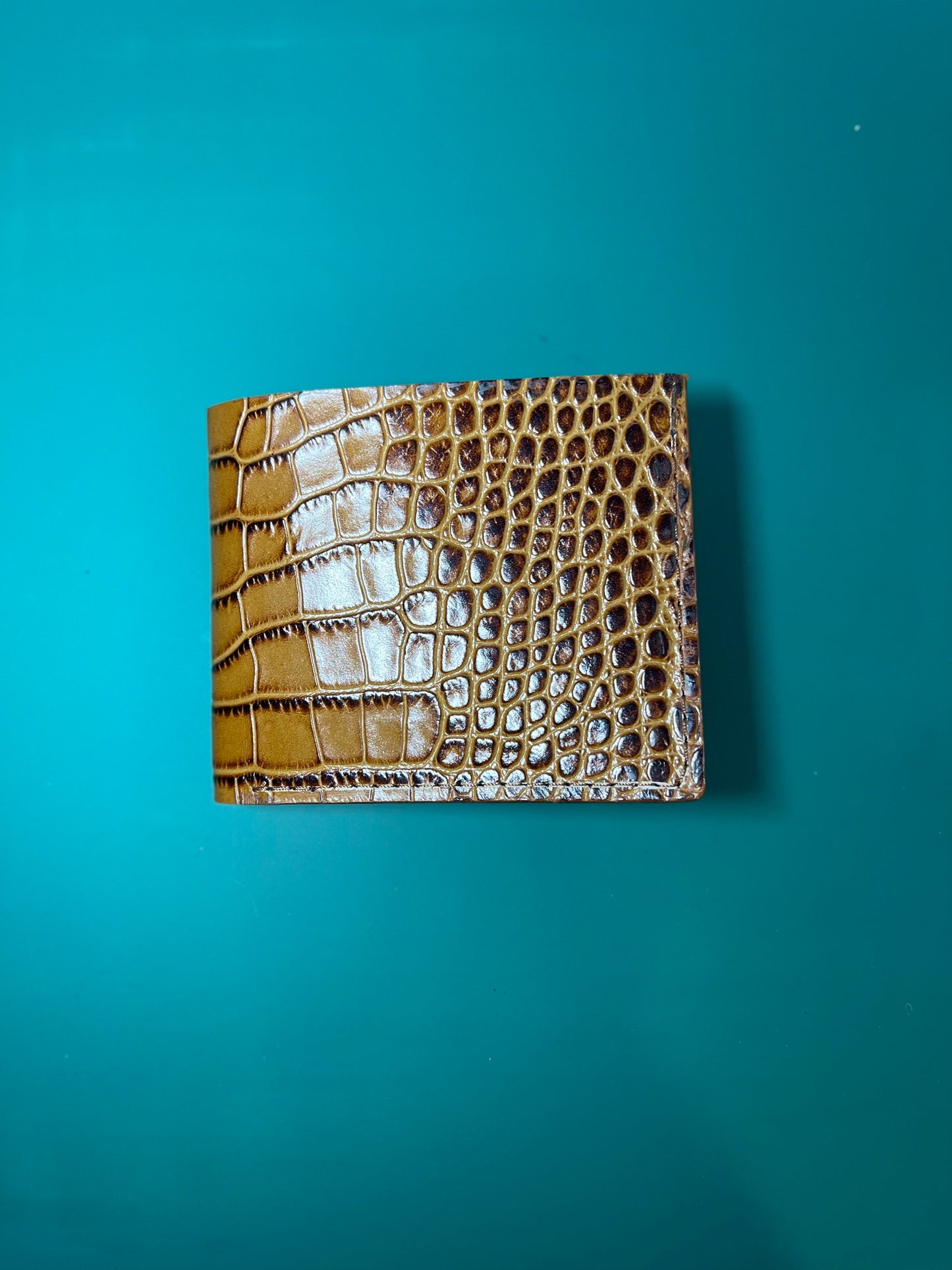 Bifold Wallet w/ 2 Pockets